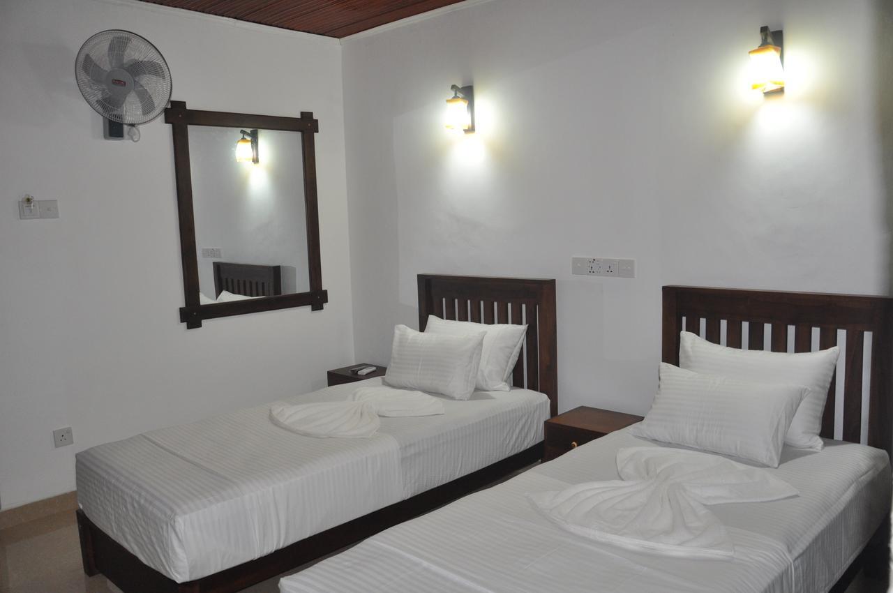 Shaa Lodge تيساماهاراما المظهر الخارجي الصورة